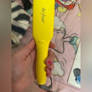 Drybar brush crush heated straightening brush Yellow Hair Tool